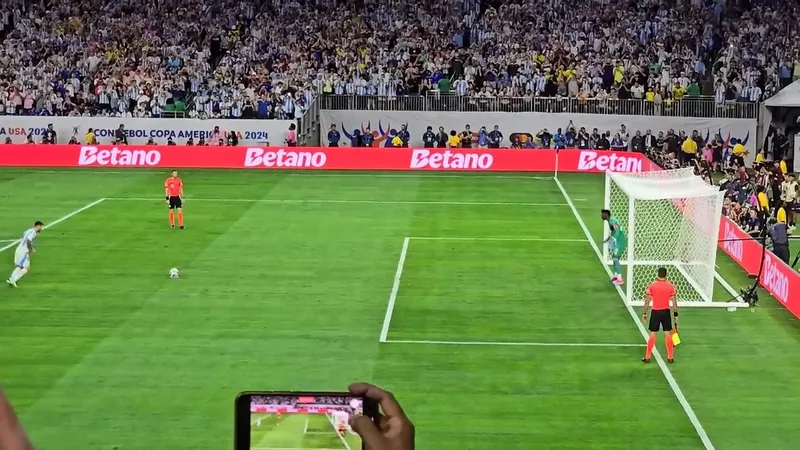 Lionel Messi penalty kick